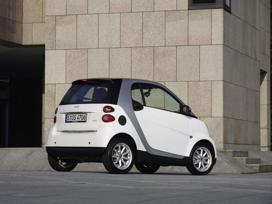  Smart ForTwo Micro Hybrid Drive 2008 года  (фото 5 из 7)